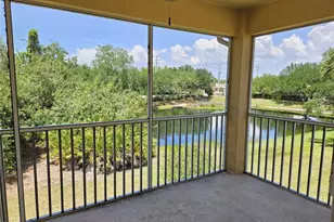 904 Casa Del Lago Way, Venice, FL 34292 - Photo 11