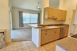 904 Casa Del Lago Way, Venice, FL 34292 - Photo 19