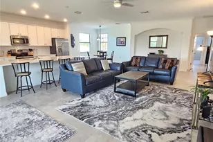 10825 Tarflower Dr, Venice, FL 34293 - Photo 9