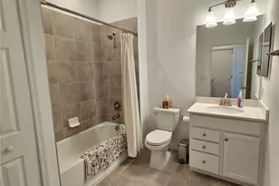 10825 Tarflower Dr, Venice, FL 34293 - Photo 37