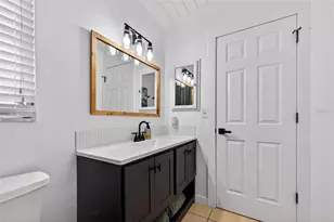 532 Center Rd, Venice, FL 34285 - Photo 35
