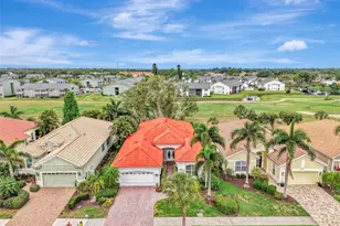 625 Misty Pine Dr, Venice, FL 34292 - Photo 1