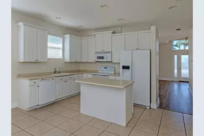 11626 Dancing River Drive, Venice, FL 34292 - Photo 9