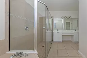 11626 Dancing River Dr, Venice, FL 34292 - Photo 15