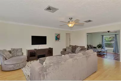 3078 Spencer Lane, Sarasota, FL 34239 - Photo 9