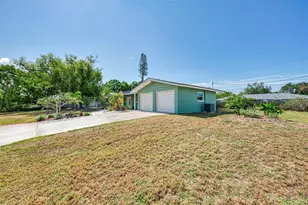 3078 Spencer Ln, Sarasota, FL 34239 - Photo 3