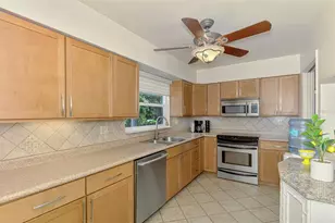 3078 Spencer Ln, Sarasota, FL 34239 - Photo 23