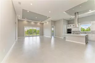 8147 Tracy Cir, Port Charlotte, FL 33981 - Photo 9