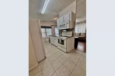 615 S Green Circle, Venice, FL 34285 - Photo 11