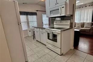 615 S Green Cir, Venice, FL 34285 - Photo 11