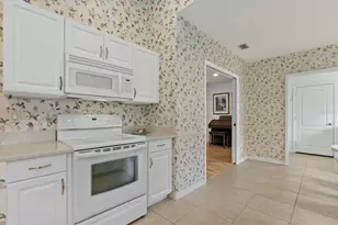 108 Venice Palms Blvd, Venice, FL 34292 - Photo 13