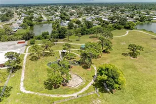 1768 Banyan Dr, Venice, FL 34293 - Photo 43