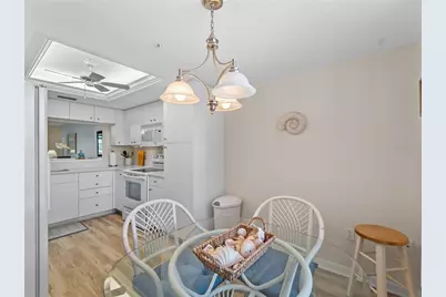 9330 Clubside Circle #3207, Sarasota, FL 34238 - Photo 11