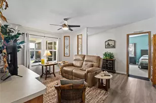 424 Boxwood Dr, Venice, FL 34285 - Photo 35