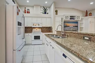 249 Vista Del Lago Way, Venice, FL 34292 - Photo 25