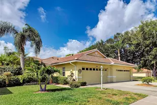 249 Vista Del Lago Way, Venice, FL 34292 - Photo 3