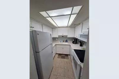 2437 Harbor Boulevard #202, Port Charlotte, FL 33952 - Photo 5