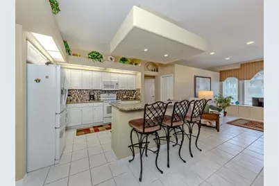417 Pebble Creek Court, Venice, FL 34285 - Photo 9