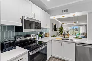 437 Cerromar Ln, Venice, FL 34293 - Photo 5