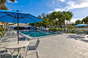 437 Cerromar Ln, Venice, FL 34293 - Photo 53