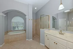 715 Thistle Lake Dr, Venice, FL 34293 - Photo 23