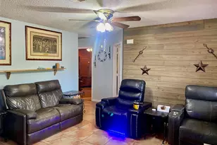 132 Rutgers Rd, Venice, FL 34293 - Photo 3