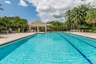 417 Wellington Ct, Venice, FL 34292 - Photo 53