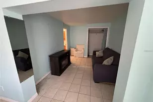 104 Base Ave W, Venice, FL 34285 - Photo 5