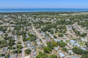 381 Falkland Rd, Venice, FL 34293 - Photo 21