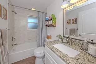 381 Falkland Rd, Venice, FL 34293 - Photo 15