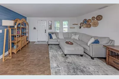 381 Falkland Road, Venice, FL 34293 - Photo 9