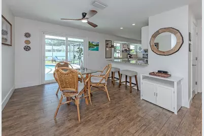 381 Falkland Road, Venice, FL 34293 - Photo 11