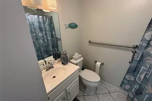 111 Airport Ave W, Venice, FL 34285 - Photo 15