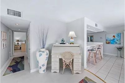629 Alhambra Road #702, Venice, FL 34285 - Photo 15
