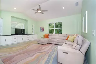122 Clear Lake Dr, Englewood, FL 34223 - Photo 23