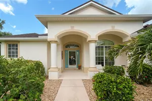 122 Clear Lake Dr, Englewood, FL 34223 - Photo 7
