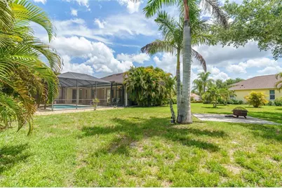 122 Clear Lake Drive, Englewood, FL 34223 - Photo 43