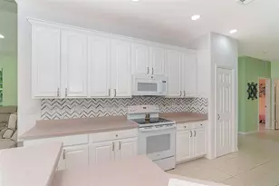 122 Clear Lake Dr, Englewood, FL 34223 - Photo 19