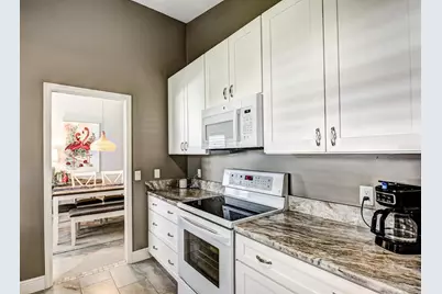 130 Southampton Place #360, Venice, FL 34293 - Photo 13