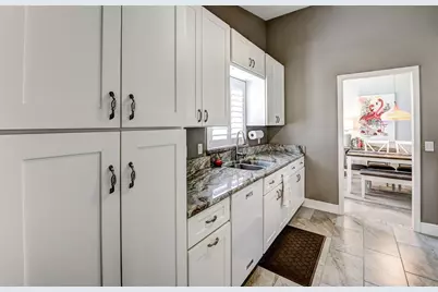 130 Southampton Place #360, Venice, FL 34293 - Photo 15