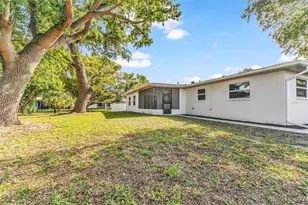 483 Sunnyside Dr, Venice, FL 34293 - Photo 31