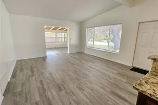 341 Bayshore Dr, Osprey, FL 34229 - Photo 3