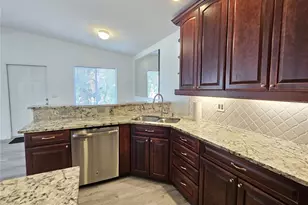 341 Bayshore Dr, Osprey, FL 34229 - Photo 17