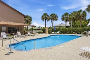 931 Capri Isles Blvd, Venice, FL 34292 - Photo 29