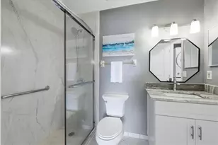 931 Capri Isles Blvd, Venice, FL 34292 - Photo 21