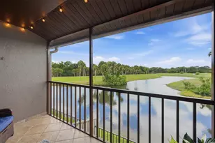 931 Capri Isles Blvd, Venice, FL 34292 - Photo 13