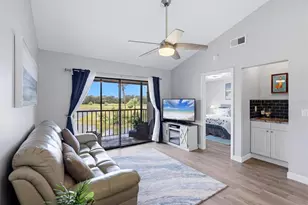 931 Capri Isles Blvd, Venice, FL 34292 - Photo 11