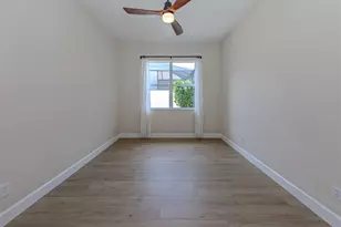 128 Amora Ave, Venice, FL 34285 - Photo 17