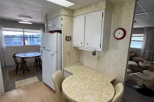 824 Trento, Venice, FL 34285 - Photo 15