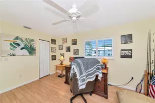 422 Circlewood Dr, Venice, FL 34293 - Photo 23